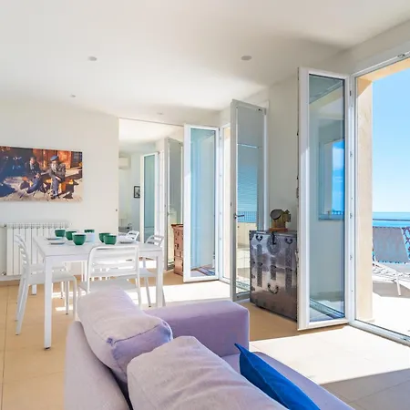 Rivierarent La Terrazza Sul Mare 皮特拉利古