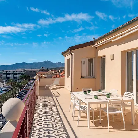 公寓 Rivierarent La Terrazza Sul Mare *