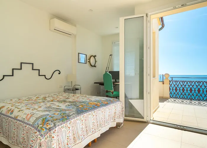 Rivierarent La Terrazza Sul Mare * Pietra Ligure